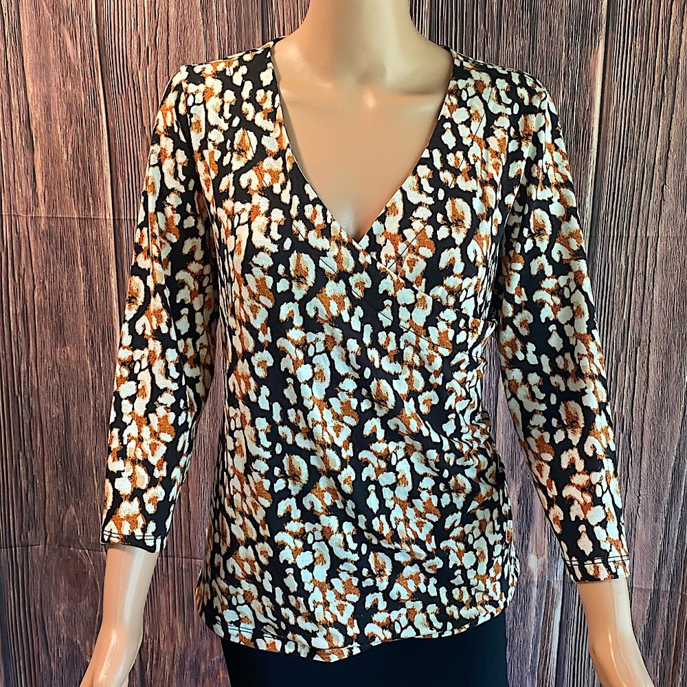 New Directions NWT size large black white & burnt orange yellow boho blouse